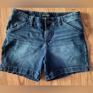Lee Jean Shorts Size 8 (M)